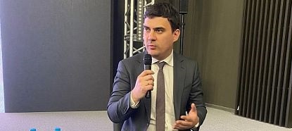 Александр Базаев поделился успешными практиками работы с участниками сессии «Бизнес в новых реалиях»