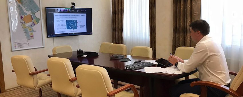 Роман Петрухин, генеральный директор ОЭЗ ППТ «Липецк» принял участие в IX Московском международном химическом форуме