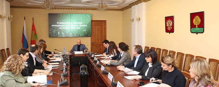 Игорь Артамонов провел заседание Совета по улучшению инвестиционного климата и содействию развитию конкуренции в Липецкой области.