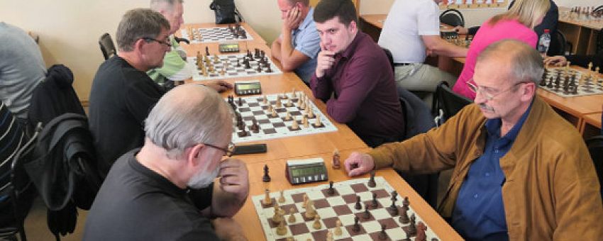 Команда особой экономической зоны «Липецк» продолжает бороться за призовое место в городской Спартакиаде трудовых коллективов